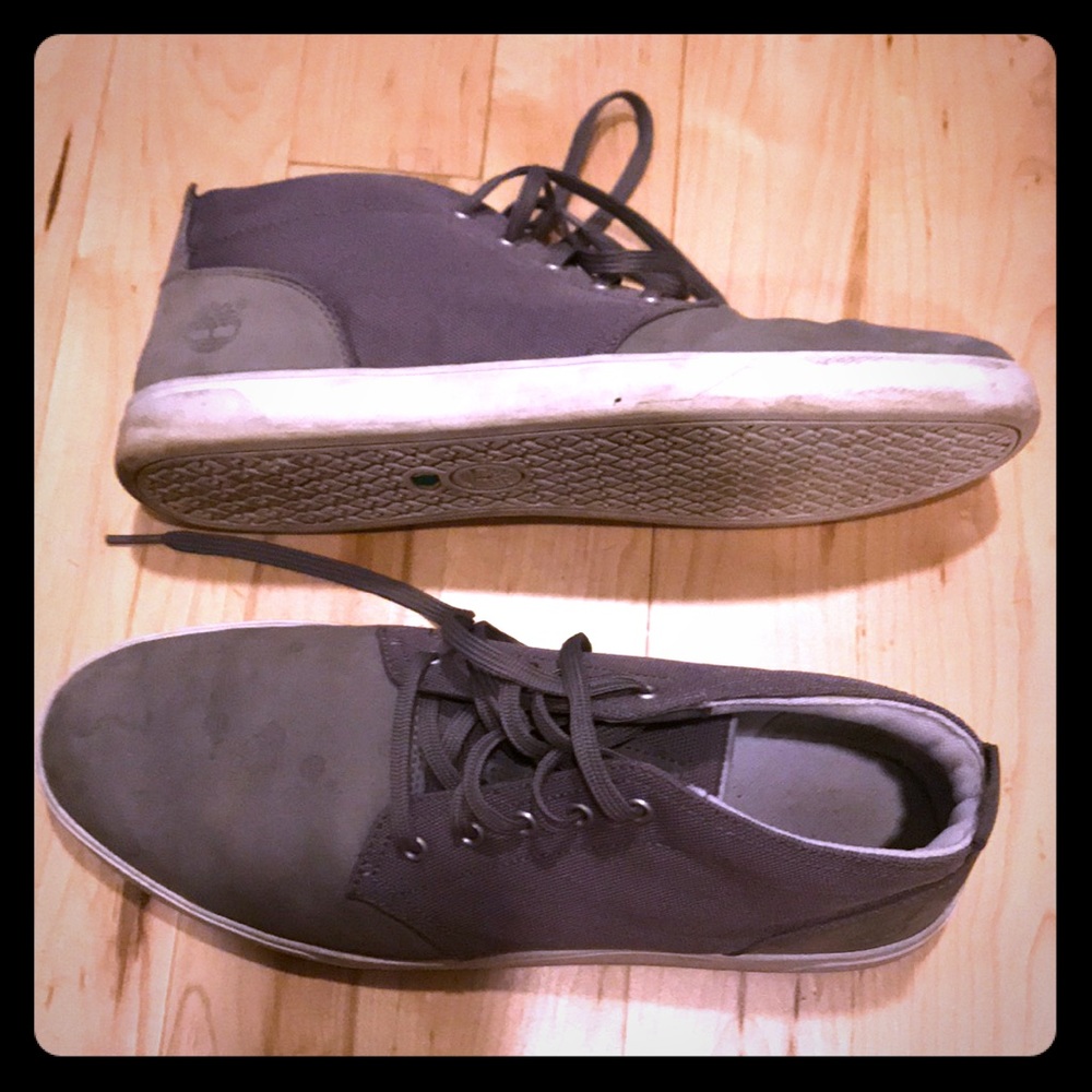 Grey men’s timberland chukkas sz 11